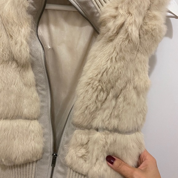 Fur Vest - Picture 2 of 8